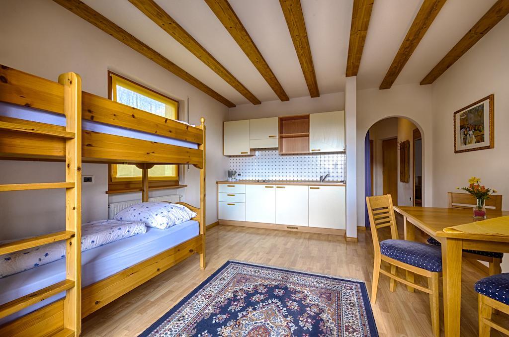 Hotel & Residenz Traubenheim Nalles Rum bild